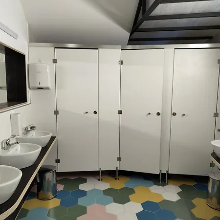 Vandrarhem Urbe Sanchina - & *