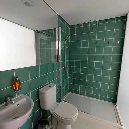 Hostel Urbe Sanchina - & *