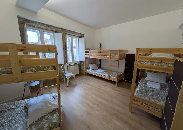 Hostal Urbe Sanchina - &